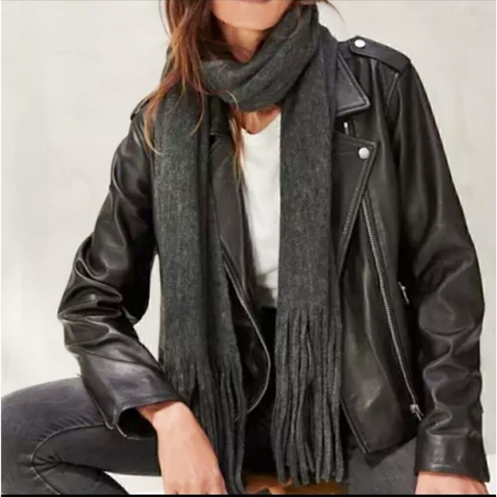 Lucky Brand Brushed Raschel Gray Fringed Scarf NWT